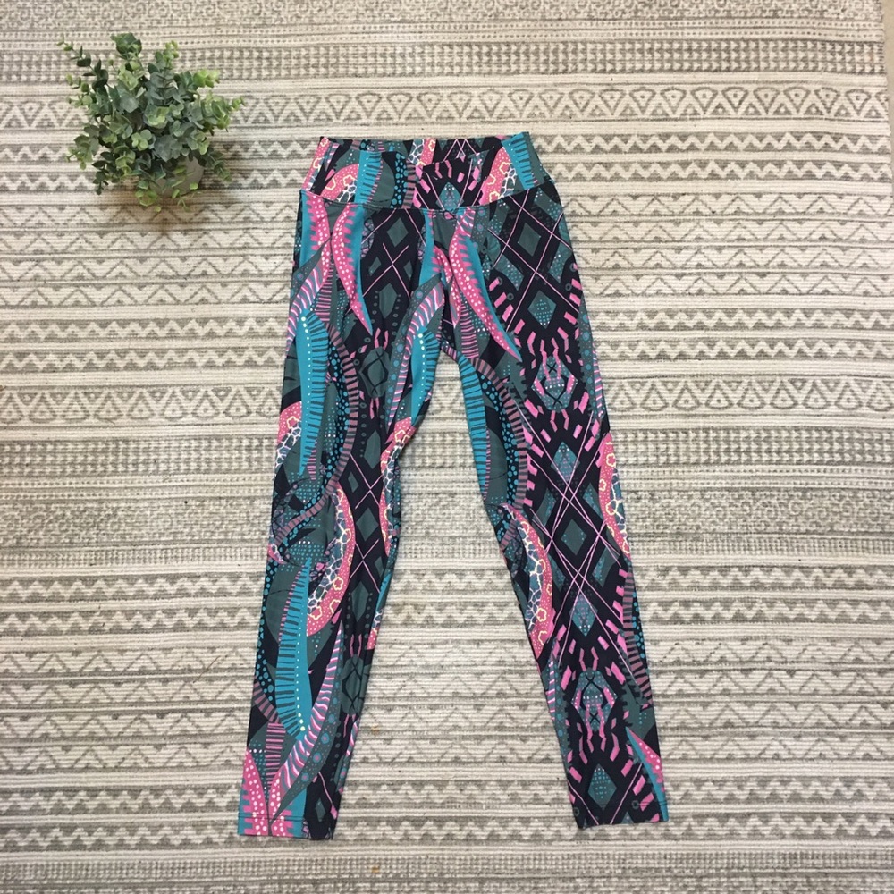 Liquido leggings in 90s print size medium